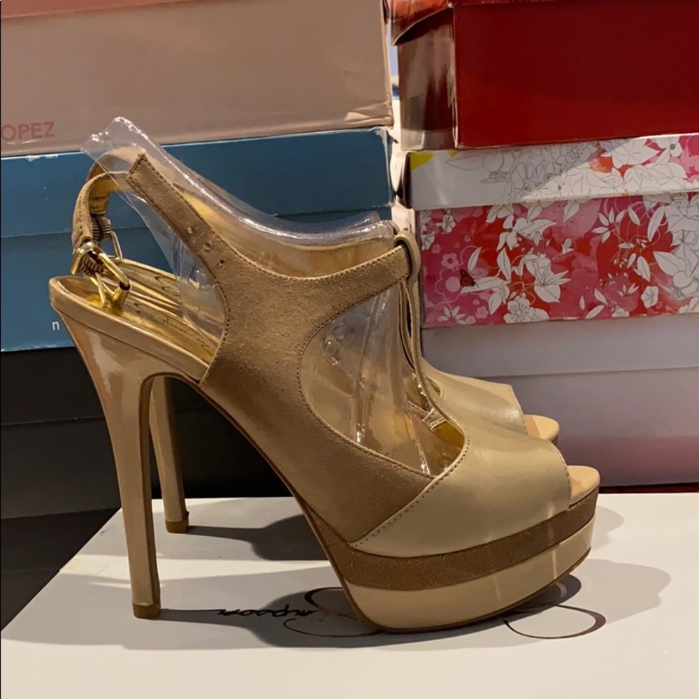 Jessica Simpson Tan Platform Heel Sandal Size 8.5